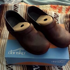 Dansko Mens Shoes, Antique Brown, Size 42, Wide ProOiled